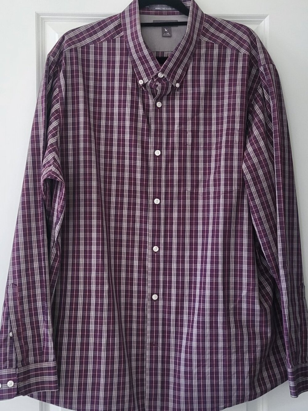 Eddie Bauer Wrinkle Free Classic Fit Shirt Men's 2XL Maroon Plaid Button Up NWOT
